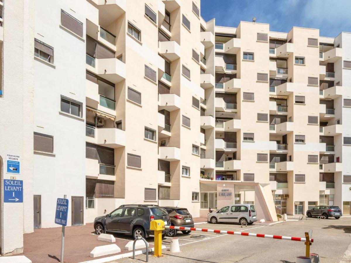 Apartment Soleil Levant 1 Et 2-2 By Interhome Le Barcares Bagian luar foto